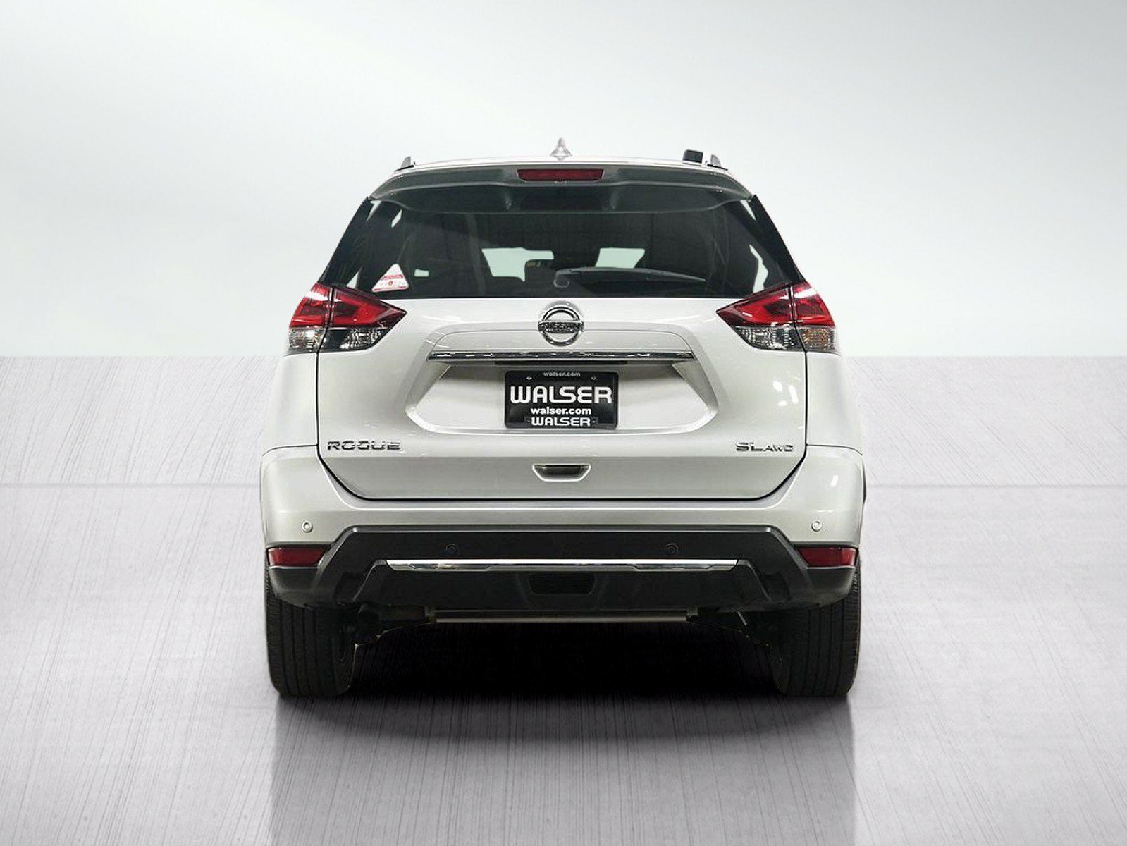 Used 2019 Nissan Rogue SL AWD/4WD image 4