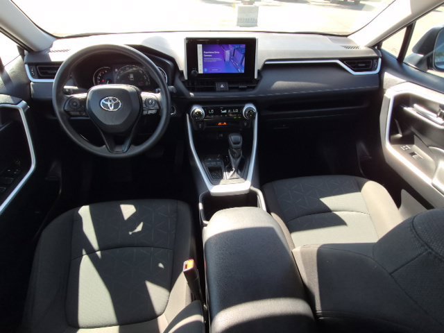 Used 2025 Toyota RAV4 XLE FWD image 17
