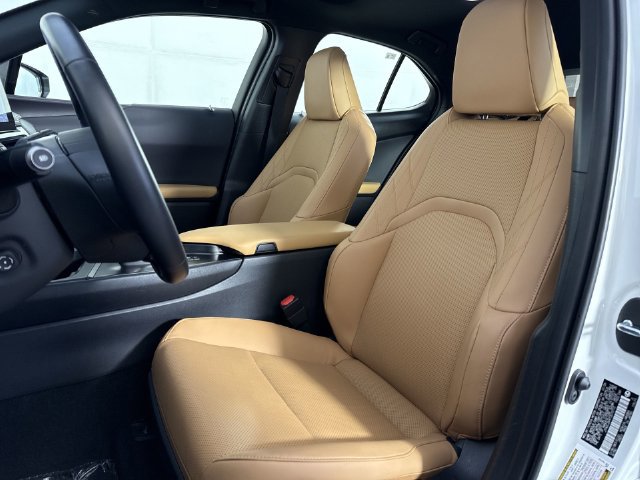 Certified 2026 Lexus UX 300h AWD w/ Accessory Package (Z1) image 19