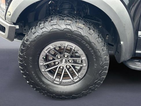 Used 2020 Ford F150 Raptor w/ Equipment Group 802A Luxury AWD/4WD image 9
