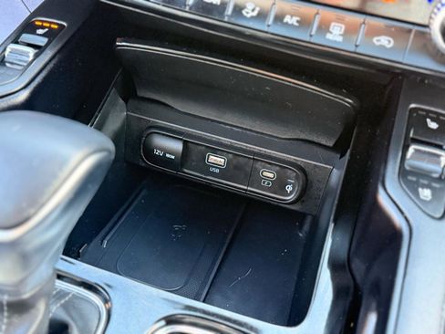 Used 2024 Kia Telluride EX X-Line image 18