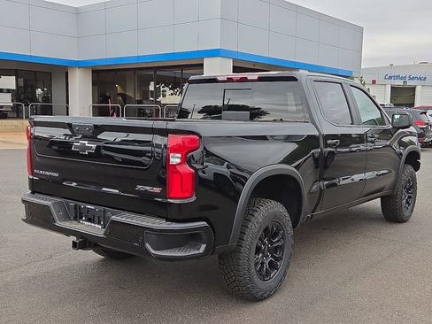 New 2026 Chevrolet Silverado 1500 ZR2 AWD/4WD image 4