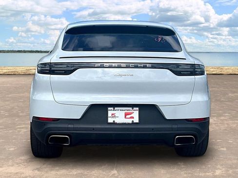Used 2021 Porsche Cayenne Coupe AWD/4WD image 5