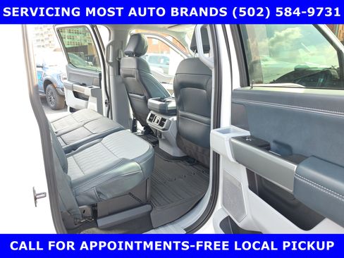 Used 2023 Ford F150 Limited image 23