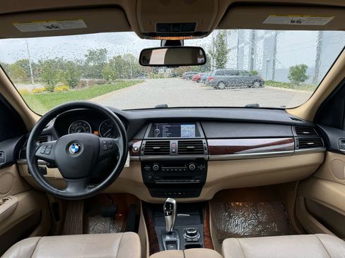 Used 2012 BMW X5 xDrive35d image 9