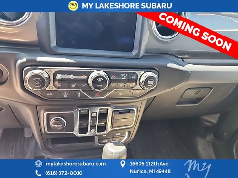 Used 2023 Jeep Wrangler Unlimited Sahara w/ LED Lighting Group AWD/4WD image 13