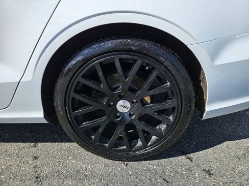 Used 2018 Audi A3 2.0T Premium image 8