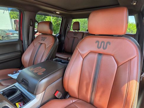 Used 2022 Ford F350 King Ranch w/ King Ranch Ultimate Package AWD/4WD image 2