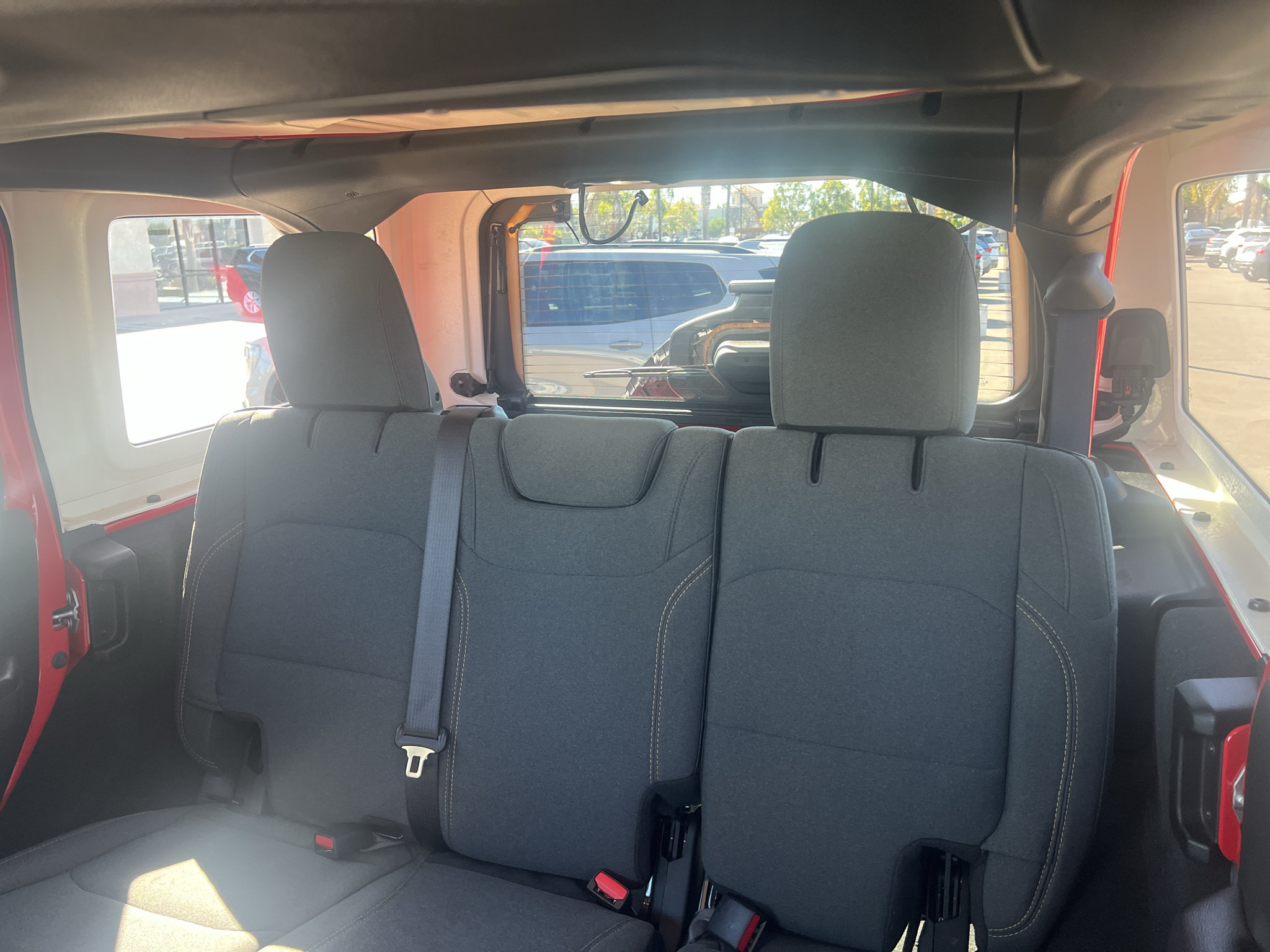 Used 2025 Jeep Wrangler Unlimited Sport AWD/4WD image 12