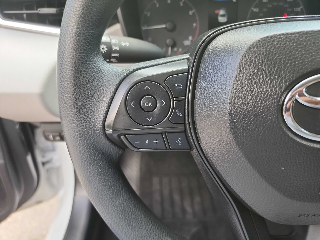 Used 2023 Toyota Corolla LE FWD image 16