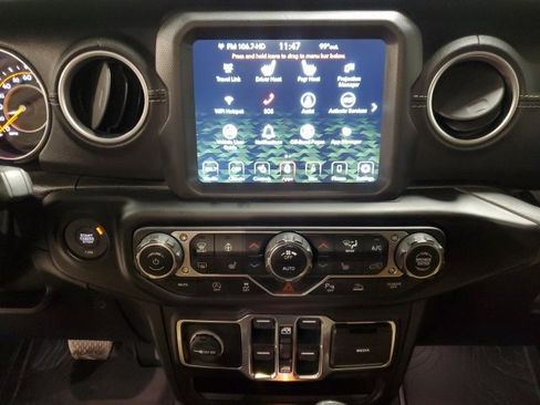 Used 2020 Jeep Gladiator Overland w/ Popular Equipment Package image 21