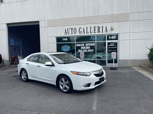 Used 2014 Acura TSX Sedan FWD image 2