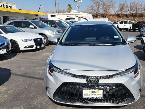 Used 2020 Toyota Corolla LE image 8