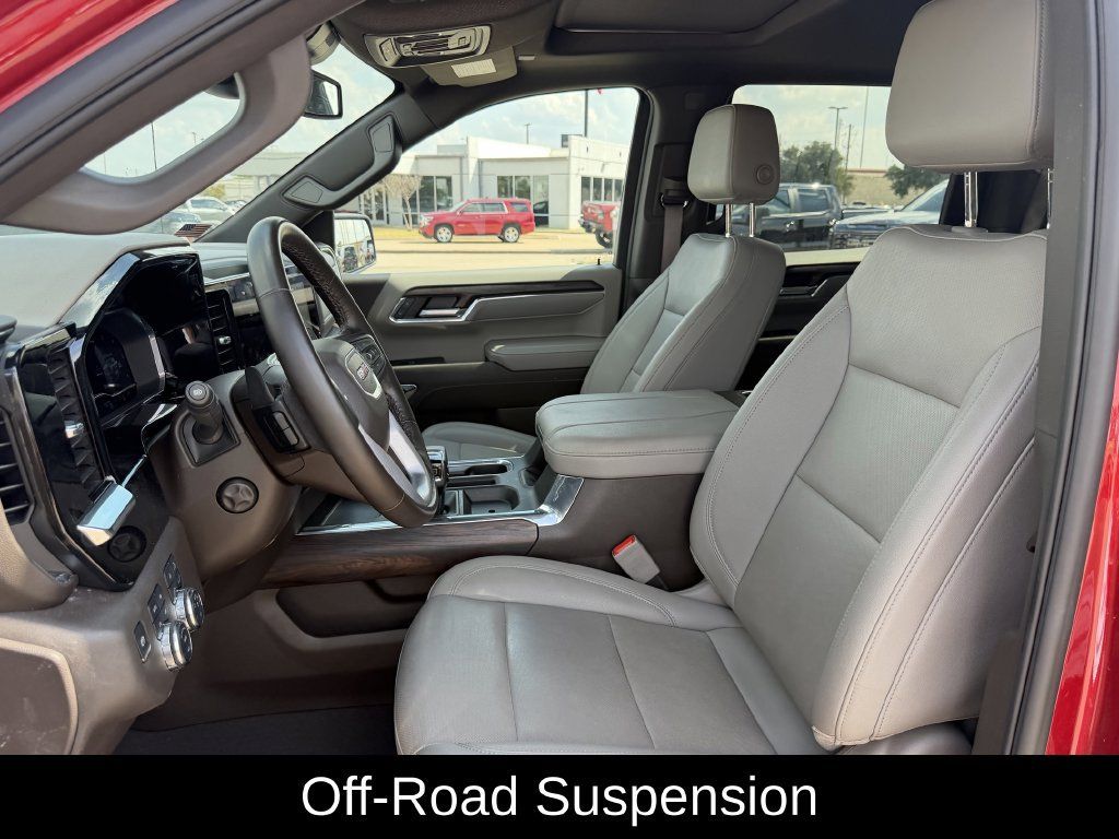 Used 2024 GMC Sierra 1500 SLT AWD/4WD image 33