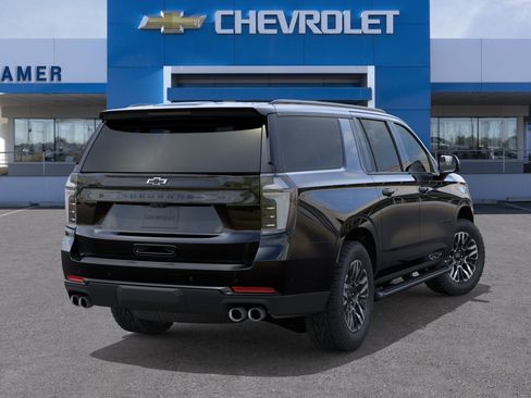 New 2026 Chevrolet Suburban Z71 w/ Z71 Off-Road Package AWD/4WD image 30