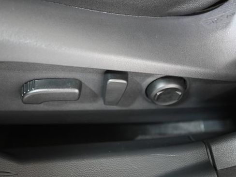 Certified 2025 Subaru Outback Onyx Edition AWD/4WD image 24