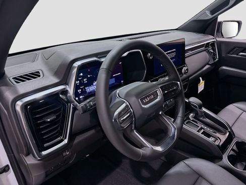 New 2026 GMC Canyon Elevation w/ Convenience Package RWD image 9