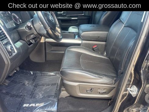 Used 2018 RAM 1500 Laramie w/ Convenience Group AWD/4WD image 10