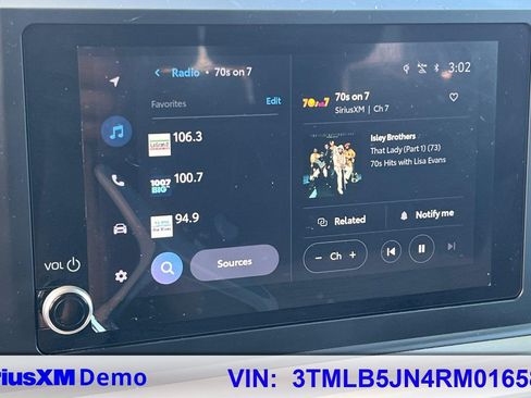 Used 2024 Toyota Tacoma TRD Off-Road image 23