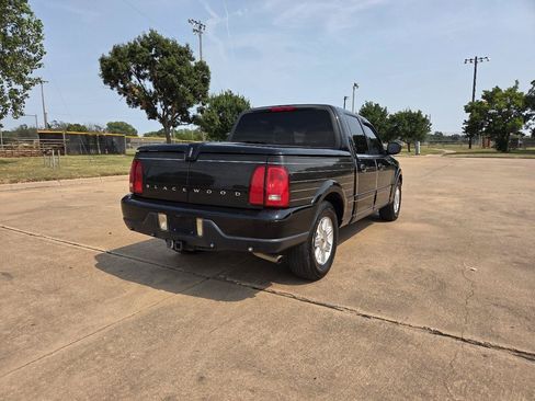 Used 2002 Lincoln Blackwood RWD image 27