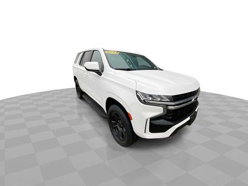 Used 2022 Chevrolet Tahoe 2WD w/ Remote Keyless Entry Package image 2