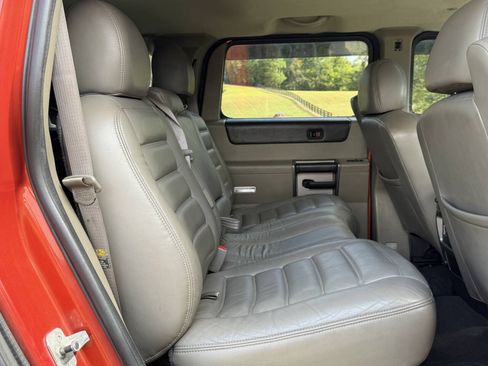Used 2003 HUMMER H2 w/ Preferred Equipment Group AWD/4WD image 37