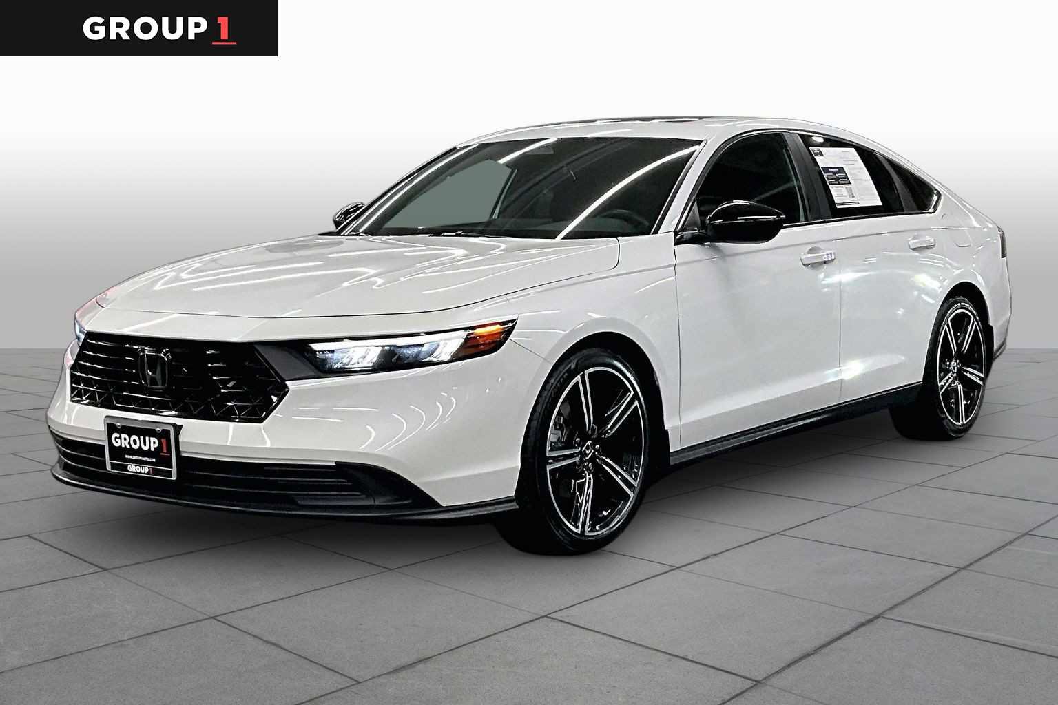 Used 2023 Honda Accord Sport image 1