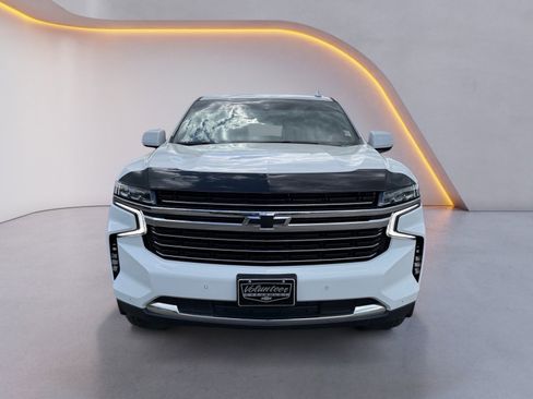 Used 2022 Chevrolet Suburban LT image 8