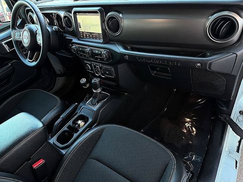 Used 2023 Jeep Wrangler Unlimited Sport AWD/4WD image 26