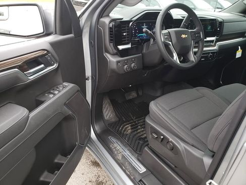 New 2026 Chevrolet Silverado 1500 LT AWD/4WD image 13