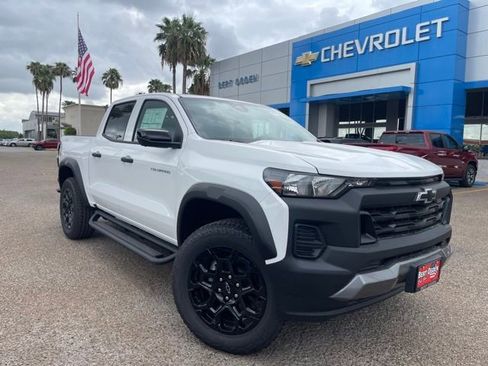 New 2026 Chevrolet Colorado Trail Boss AWD/4WD image 1