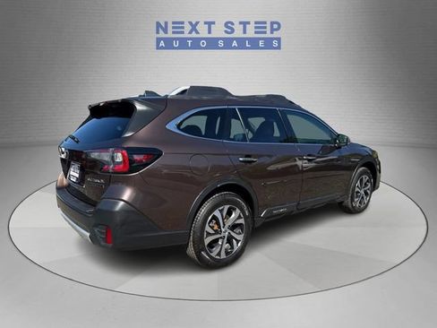 Used 2021 Subaru Outback Touring XT AWD/4WD image 8