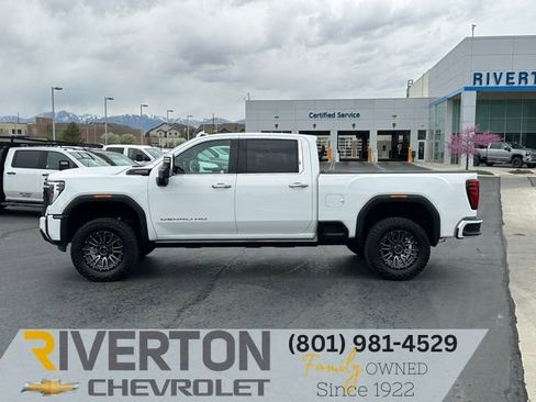 Used 2024 GMC Sierra 3500 Denali Ultimate image 21