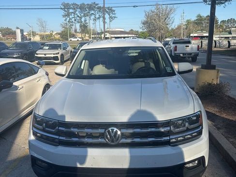 Used 2019 Volkswagen Atlas SE FWD image 1