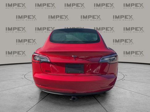Used 2023 Tesla Model 3 Standard Range image 4