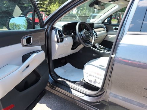 Used 2022 Kia Sorento X-Line EX AWD/4WD image 16