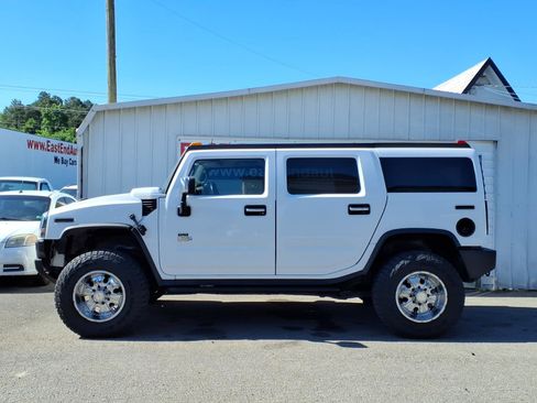Used 2003 HUMMER H2 w/ Preferred Equipment Group AWD/4WD image 2