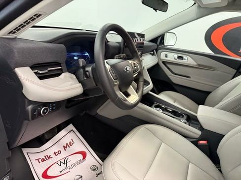 New 2026 Ford Explorer Active w/ Active Comfort Package image 13