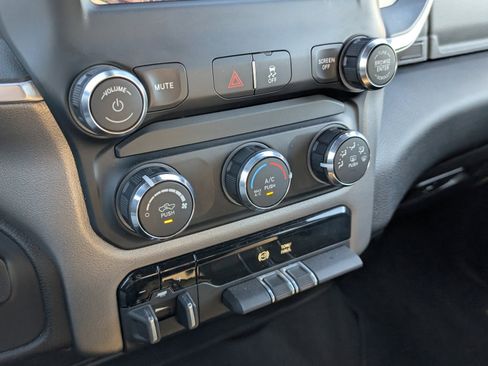 Used 2024 RAM 2500 Big Horn image 19