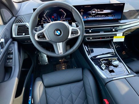 New 2026 BMW X5 xDrive40i w/ Executive Package AWD/4WD image 17