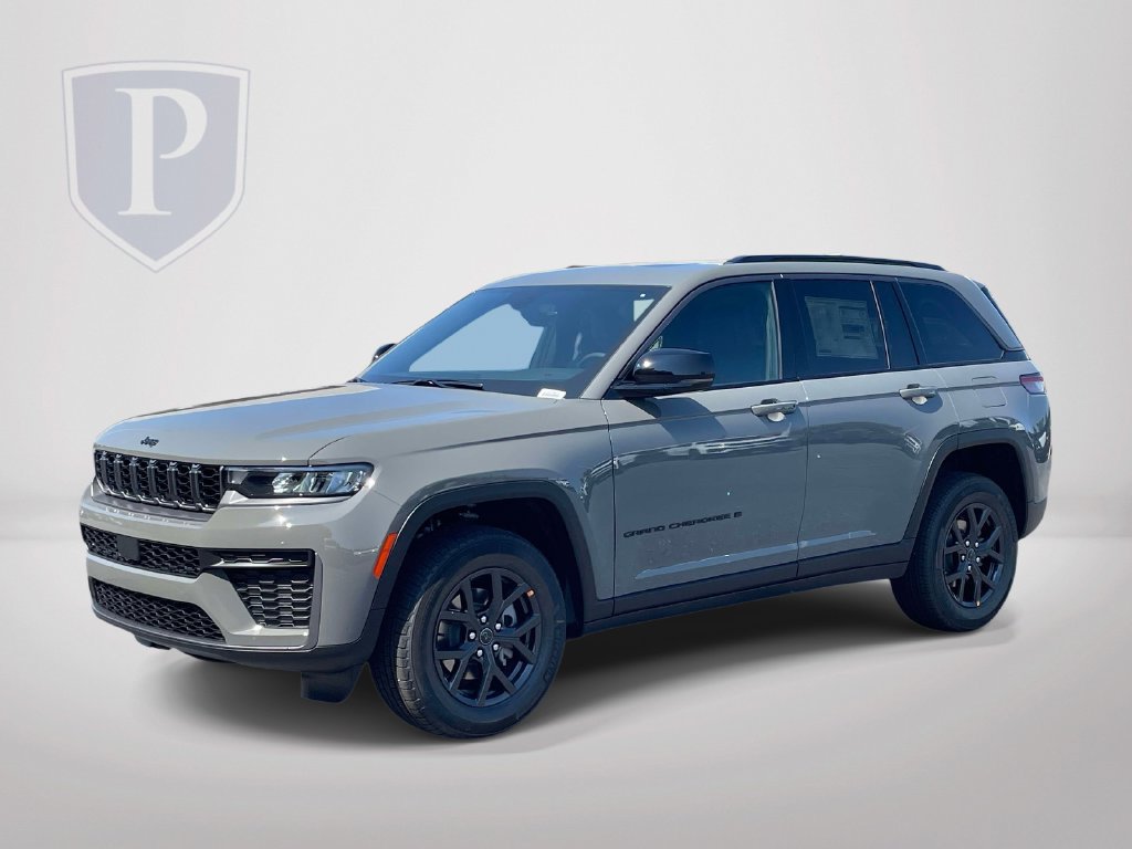 New 2027 Jeep Grand Cherokee Altitude AWD/4WD image 4