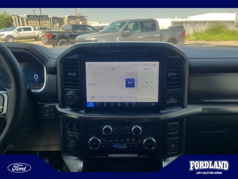 Used 2025 Ford F150 Platinum w/ FX4 Off-Road Package AWD/4WD image 12