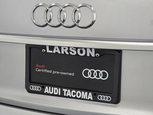 Certified 2025 Audi Q5 2.0T Premium Plus image 32