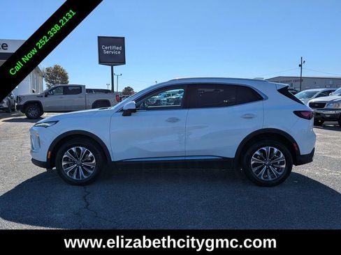 Used 2025 Buick Envision Preferred image 7