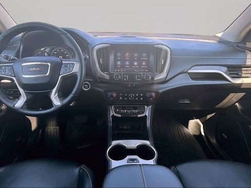 Used 2023 GMC Terrain Denali w/ Denali Premium Package AWD/4WD image 14