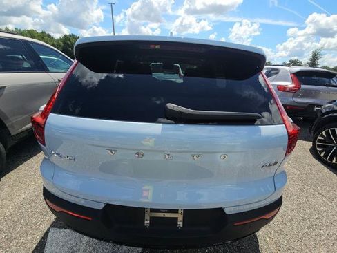 Used 2026 Volvo XC40 B5 Plus AWD/4WD image 6