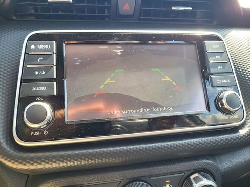 New 2025 Nissan Kicks Play S image 9