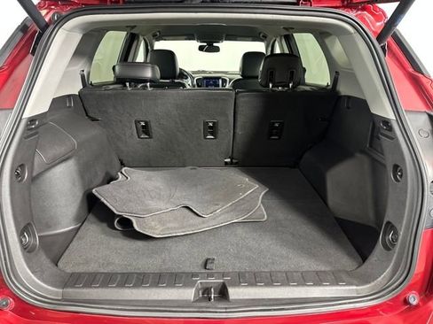 Used 2019 GMC Terrain SLT w/ Preferred Package image 3