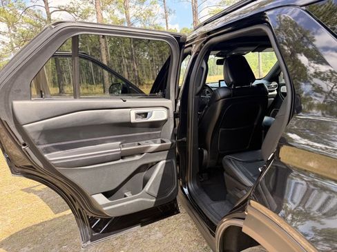 Used 2020 Ford Explorer ST w/ ST Street Pack image 27