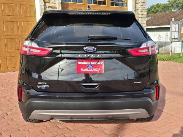 Used 2024 Ford Edge SEL w/ Convenience Package AWD/4WD image 4